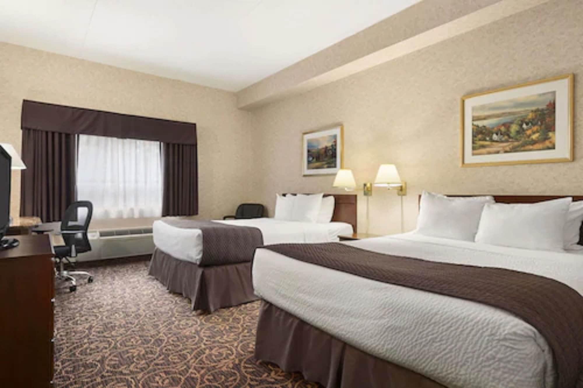 Days Inn By Wyndham Toronto East Lakeview Bagian luar foto
